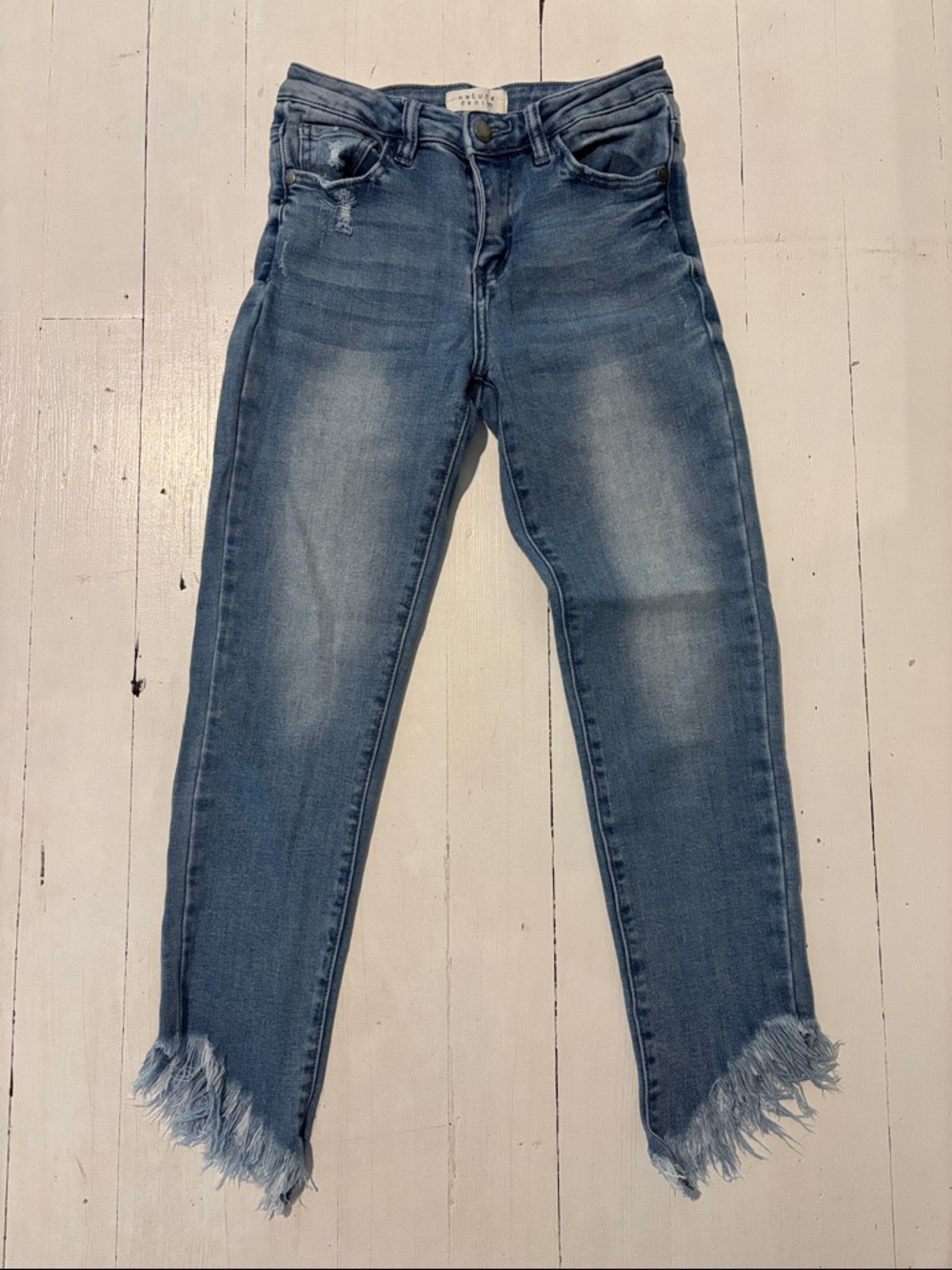 Frayed Hem Cropped Skinny Jeans - Light Blue